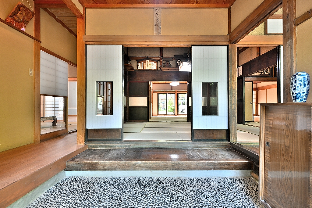 秋葉区塩谷 リフォーム済み11DK 角地 - 
