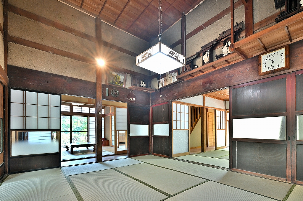 秋葉区塩谷 リフォーム済み11DK 角地 - 