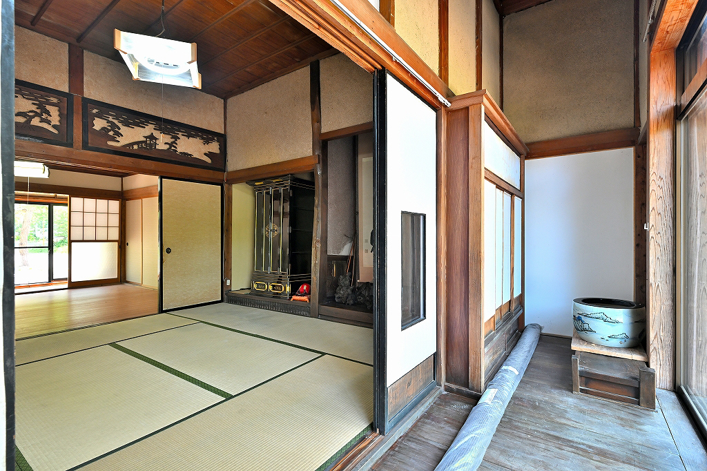 秋葉区塩谷 リフォーム済み11DK 角地 - 