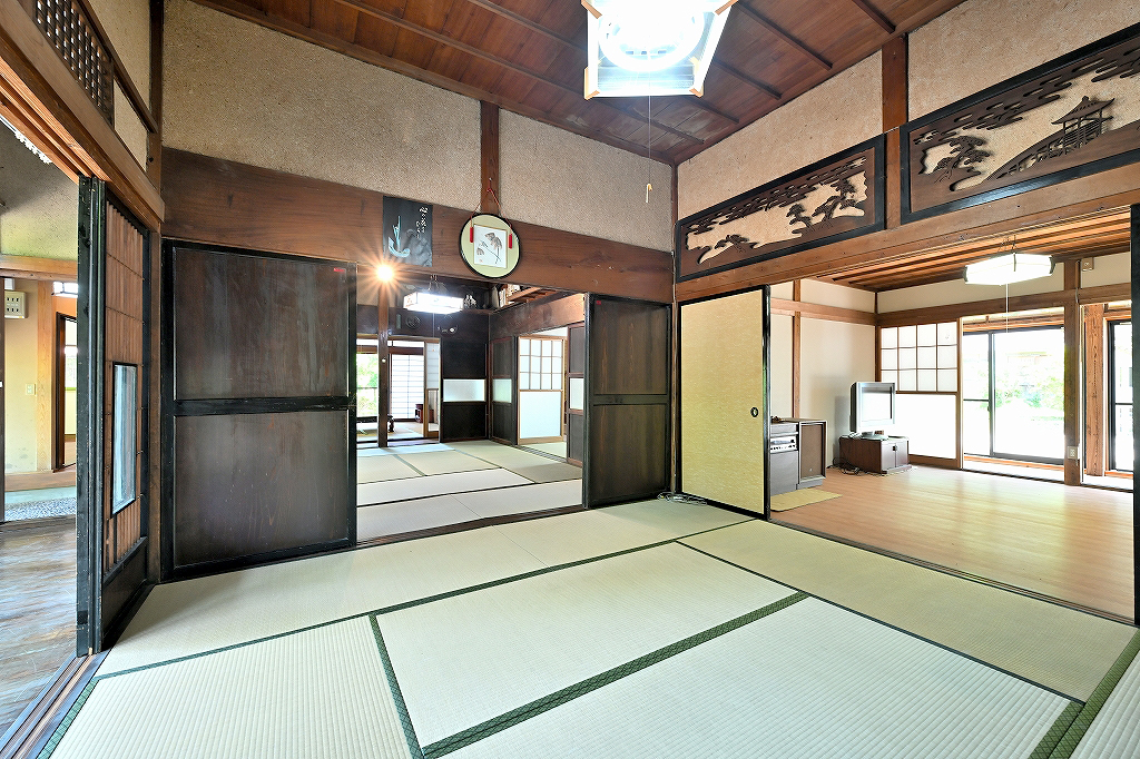 秋葉区塩谷 リフォーム済み11DK 角地 - 