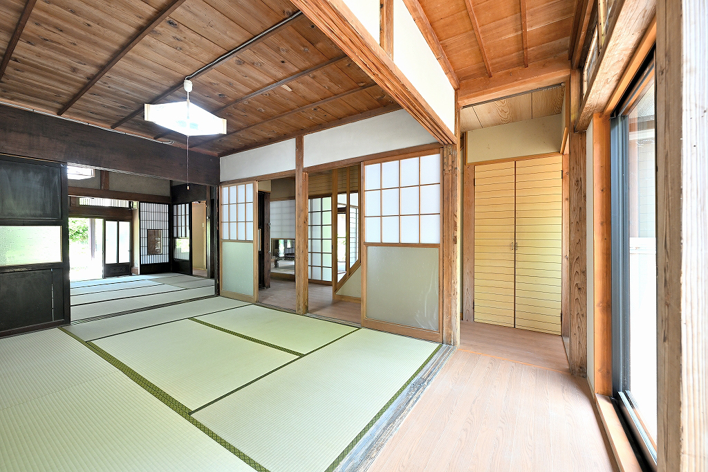 秋葉区塩谷 リフォーム済み11DK 角地 - 