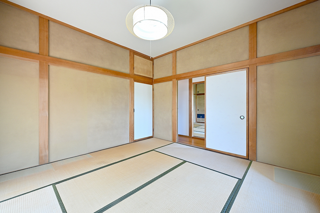 秋葉区塩谷 リフォーム済み11DK 角地 - 