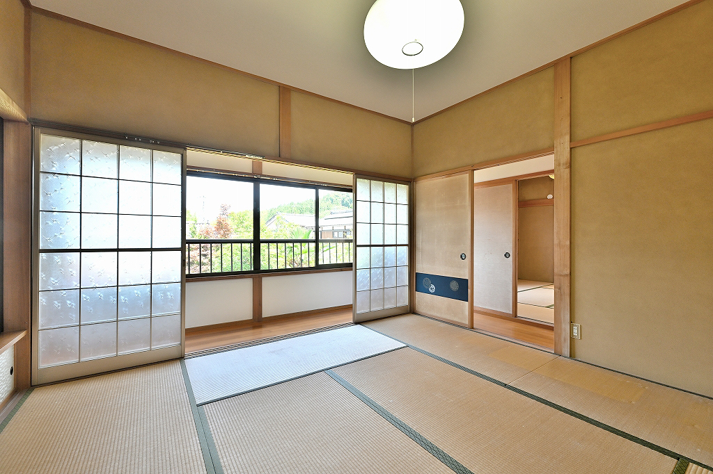 秋葉区塩谷 リフォーム済み11DK 角地 - 