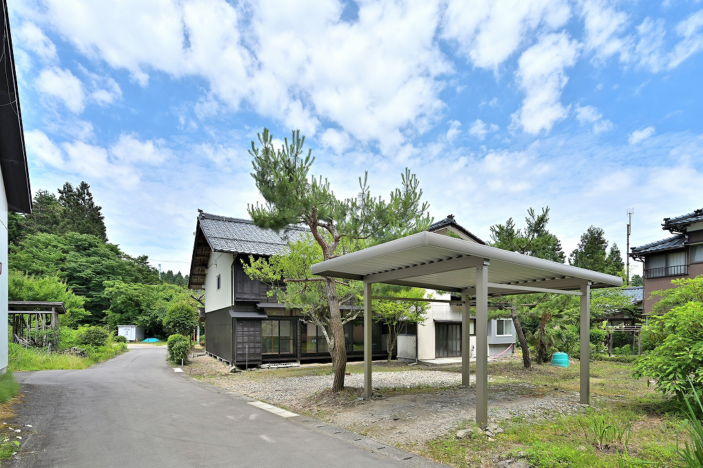 秋葉区塩谷 リフォーム済み11DK 角地 - 