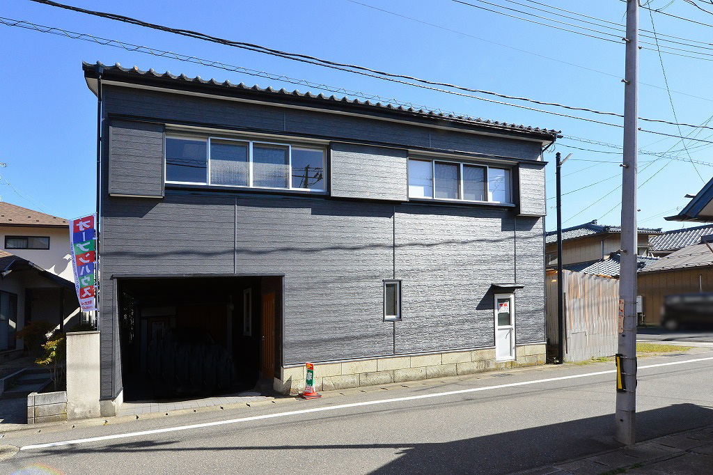 江南区亀田新明町4丁目 中古住宅 8LD+K - 