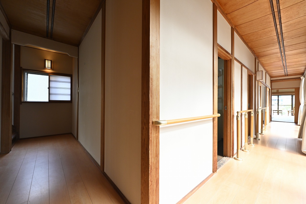 江南区亀田新明町4丁目 中古住宅 8LD+K - 