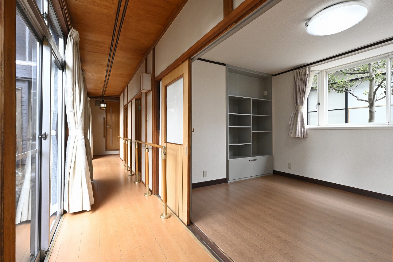 江南区亀田新明町4丁目 中古住宅 8LD+K - 