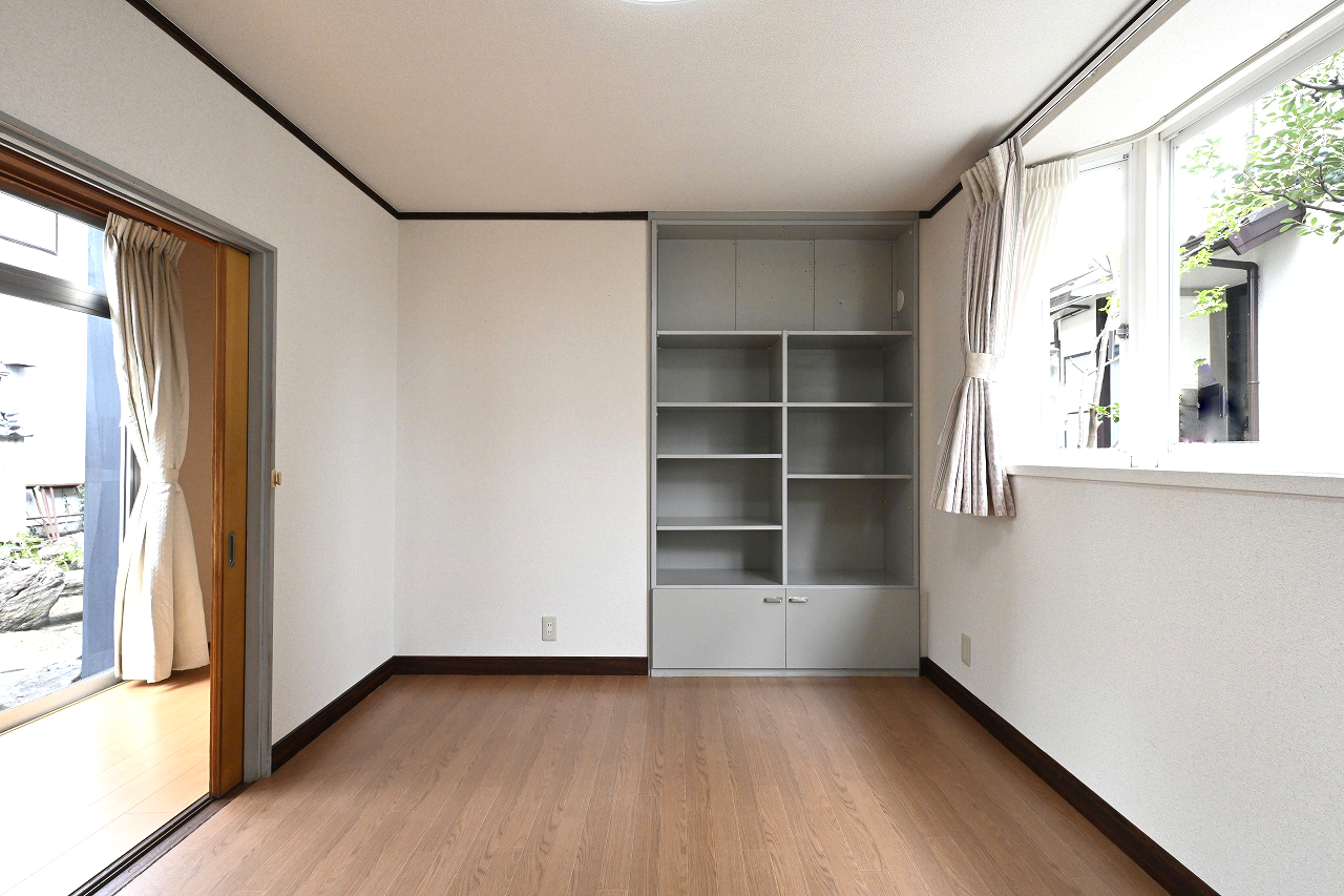 江南区亀田新明町4丁目 中古住宅 8LD+K - 