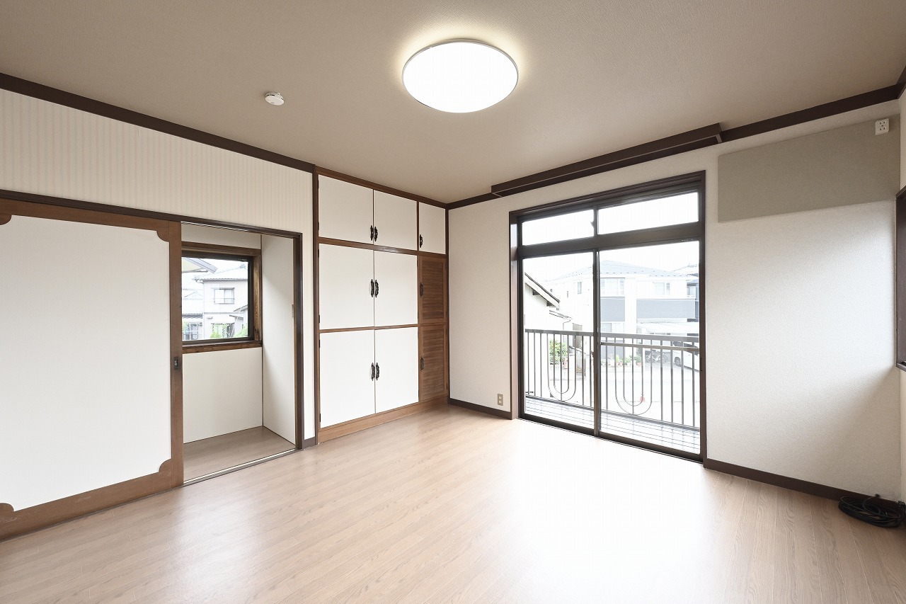 江南区亀田��新明町4丁目 中古住宅 8LD+K - 