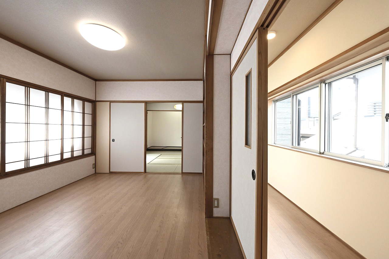 江南区亀田新明町4丁目 中古住宅 8LD+K - 
