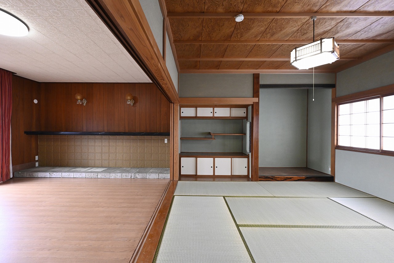 江南区亀田新明町4丁目 中古住宅 8LD+K - 