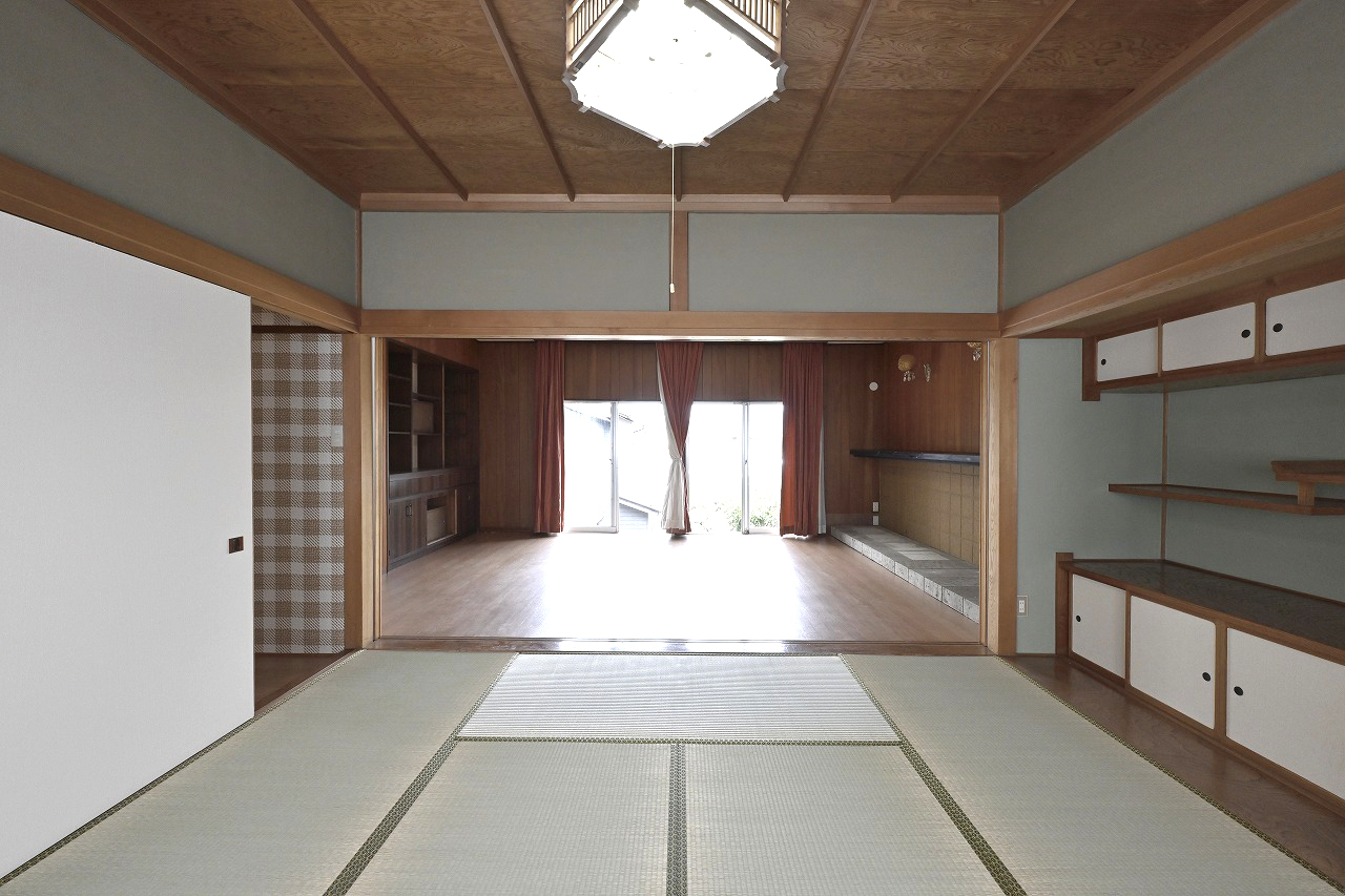 江南区亀田新明町4丁目 中古住宅 8LD+K - 
