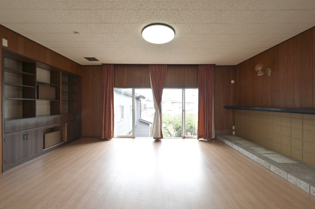江南区亀田新明町4丁目 中古住宅 8LD+K - 