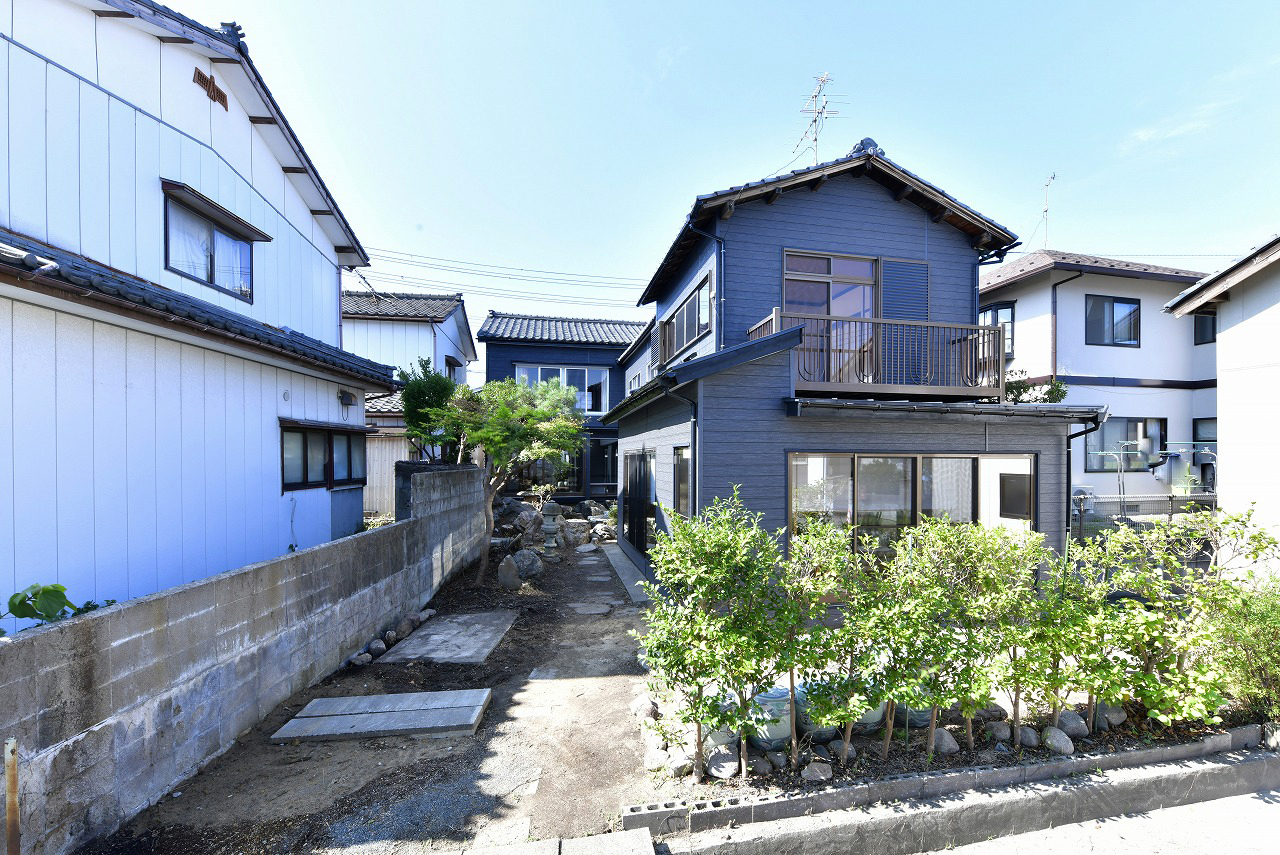 江南区亀田新明町4丁目 中古住宅 8LD+K - 