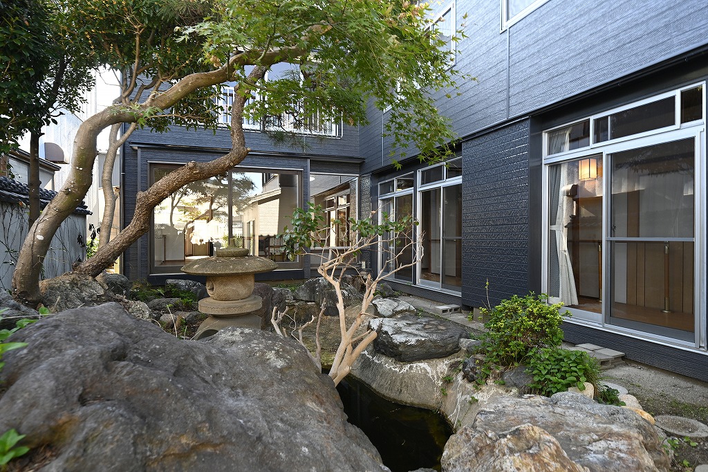 江南区亀田新明町4丁目 中古住宅 8LD+K - 
