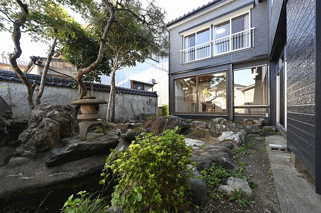 江南区亀田新明町4丁目 中古住宅 8LD+K - 