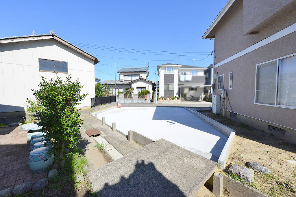 江南区亀田新明町4丁目 中古住宅 8LD+K - 