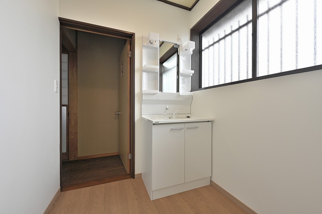 Niigata City Higashi Ward Nakayama 6-chome - 