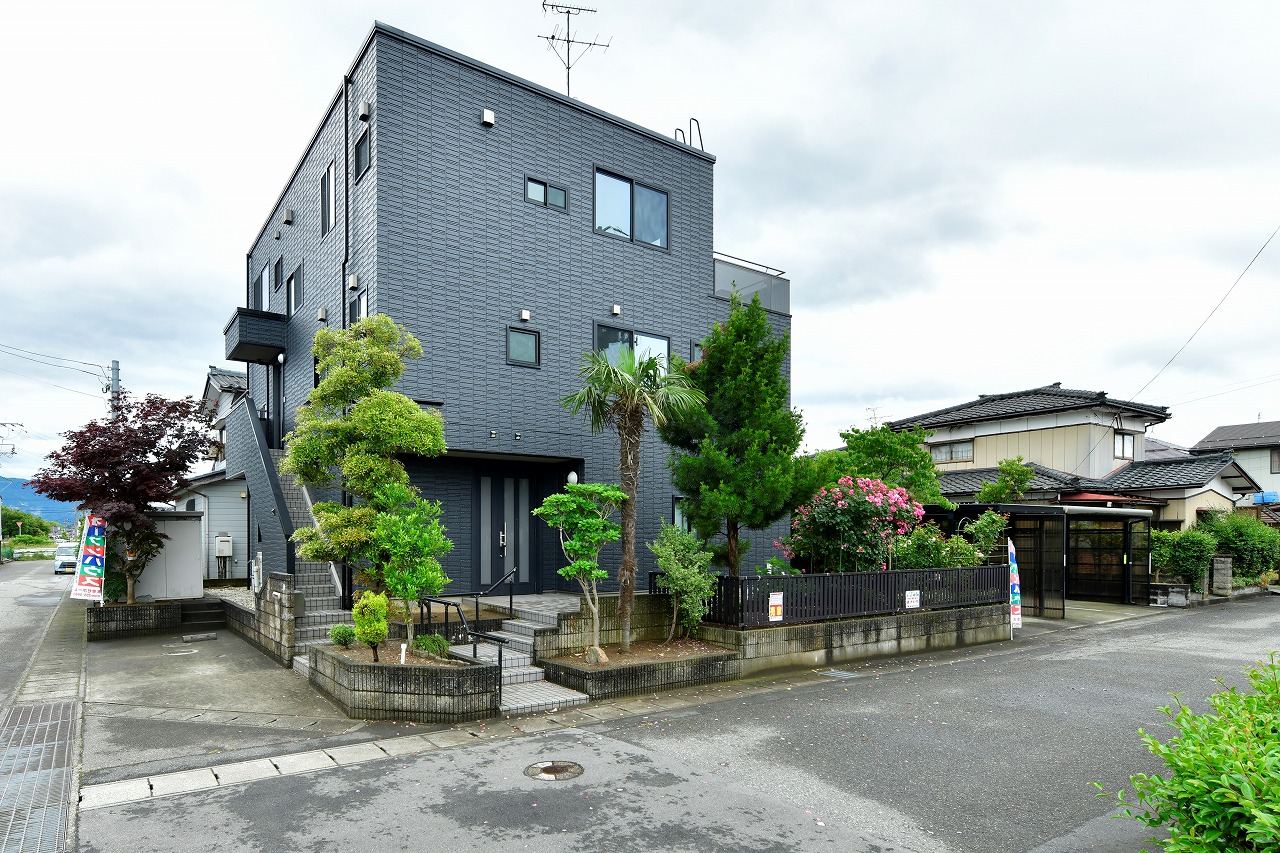 Niigata Prefecture Shibata City Midoricho 2-chome Used House 7LDK+LD+K