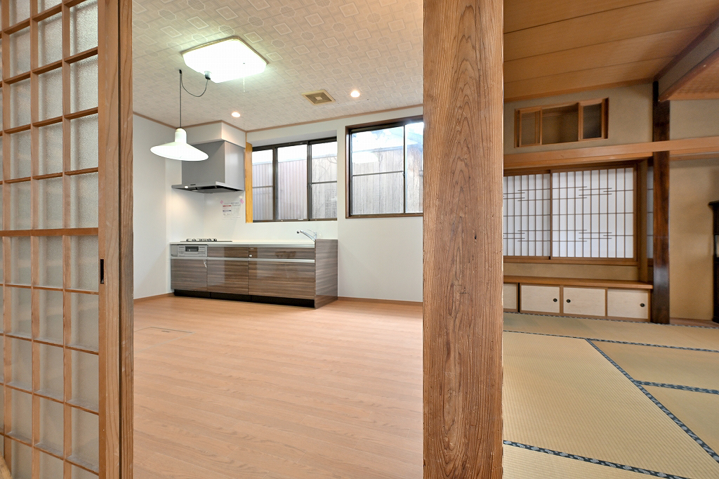 新潟県新発田市大栄町4丁目 中古住宅 6DK - 