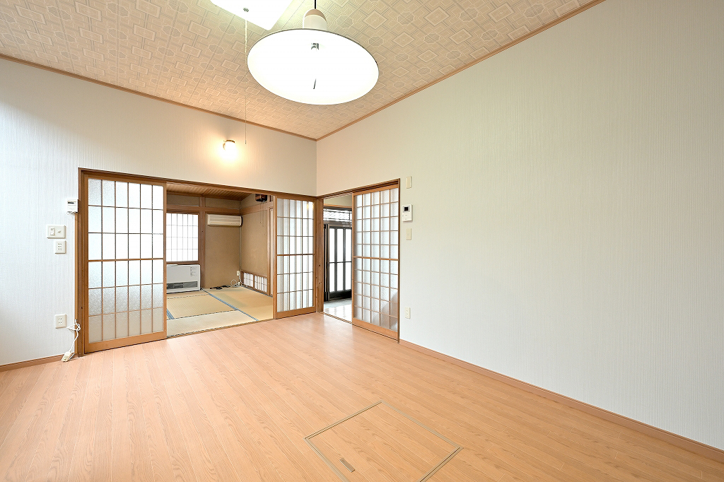 新潟県新発田市大栄町4丁目 中古住宅 6DK - 