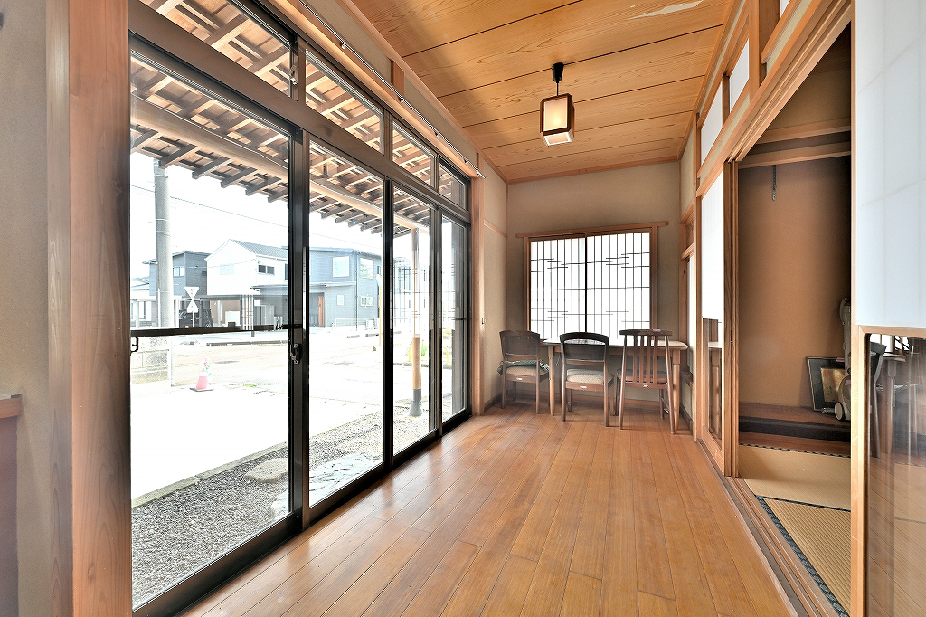 新潟県新発田市大栄町4丁目 中古住宅 6DK - 