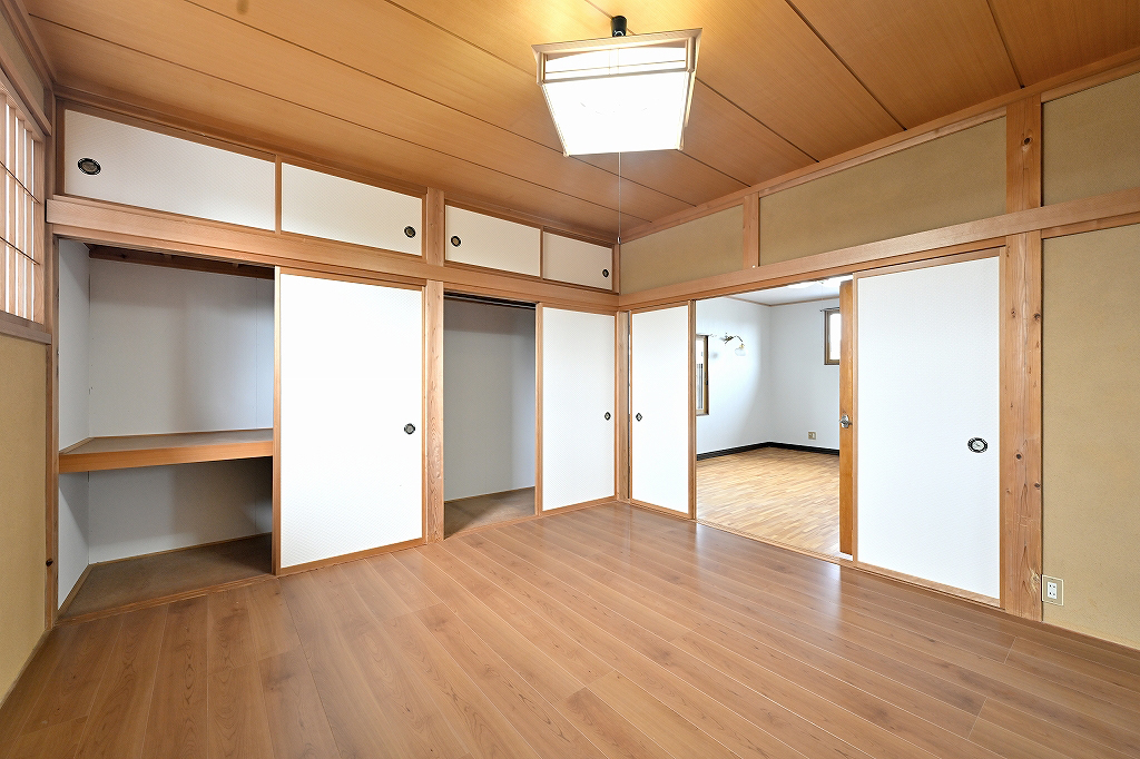 新潟県新発田市大栄町4丁目 中古住宅 6DK - 