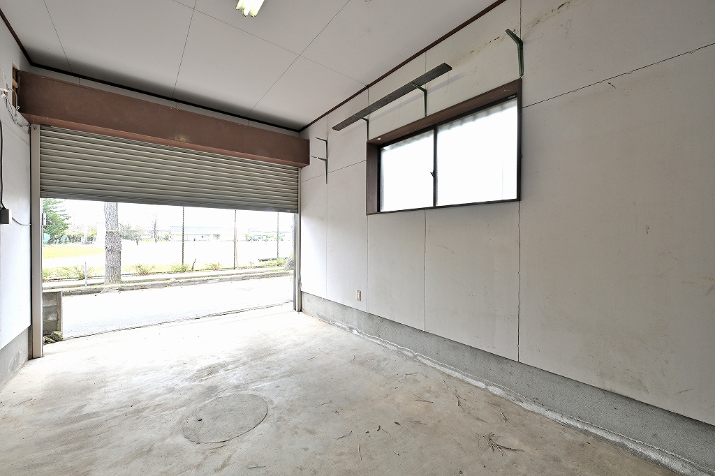 新潟県新発田市大栄町4丁目 中古住宅 6DK - 