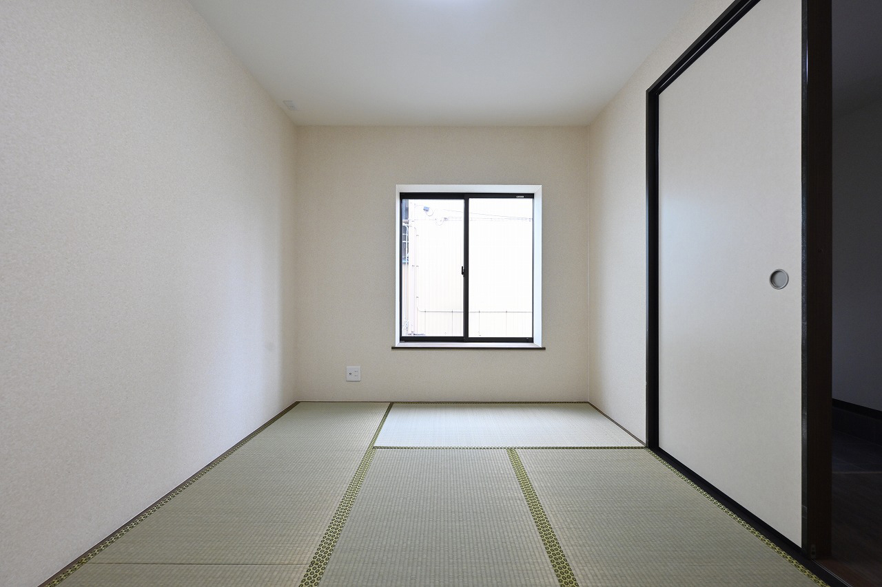 新潟県燕市水道町4丁目A棟 - 